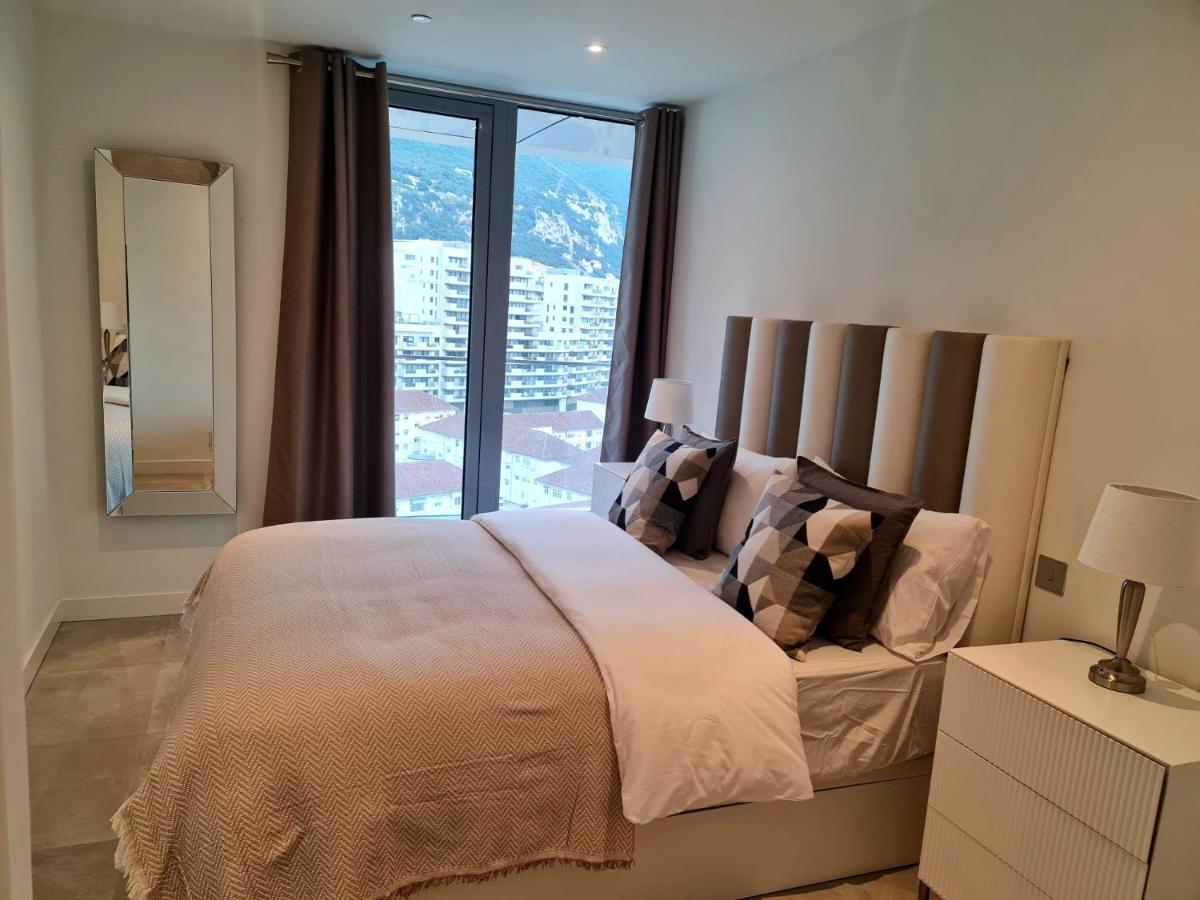 Luxury Apartment In Eurocity Gibraltar Exteriör bild