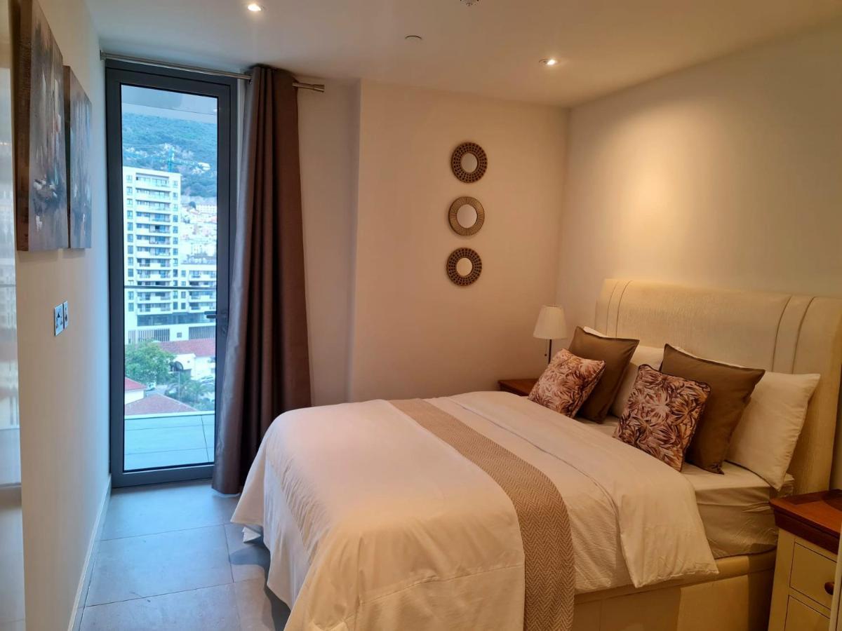 Luxury Apartment In Eurocity Gibraltar Exteriör bild